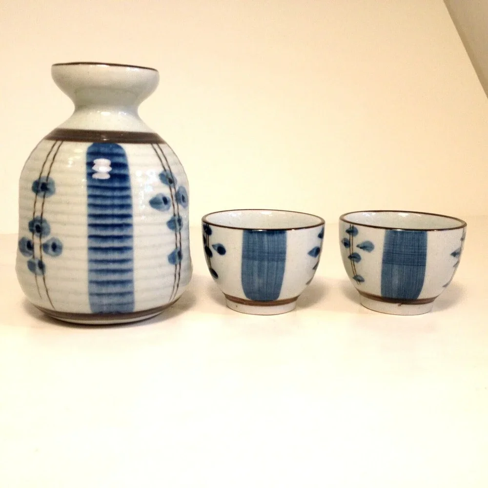 Vintage CIB Japanese Sake Set 3 Piece in Original Box #44T311